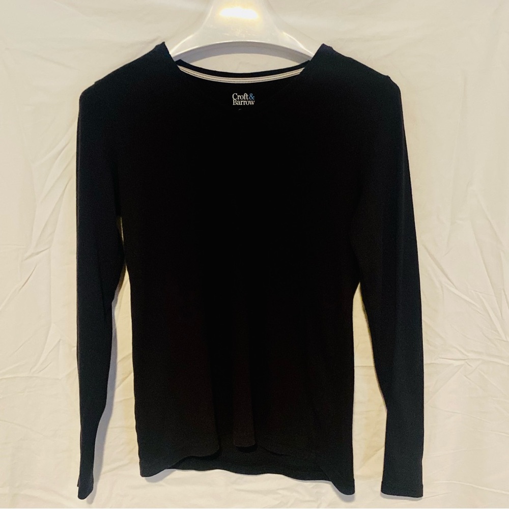 🌴 Croft & Barrow Classic Black Tee